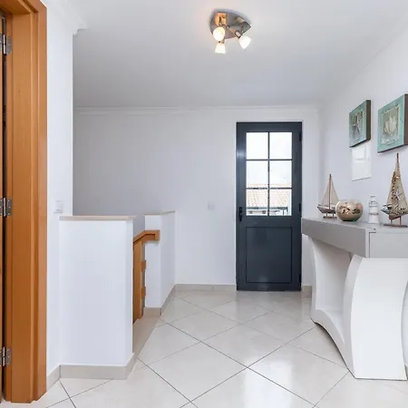 Golden Mare By Algarvemanta مانتا روتا